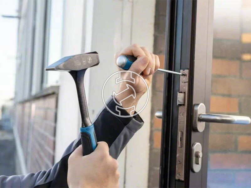 Bosch 500 g kalapács