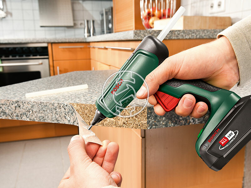 Bosch AdvancedGlue 18V akkus ragasztópisztoly (akku és töltő nélkül)