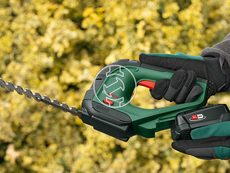 Bosch AdvancedShear 18 akkus sövényvágó