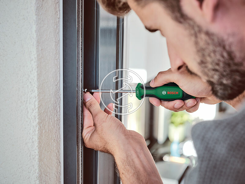 Bosch csavarhúzó készlet 8 részes