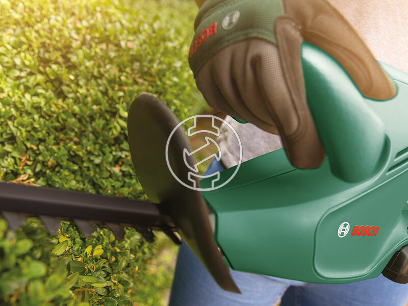 Bosch EasyHedgeCut 18-45 akkus sövényvágó