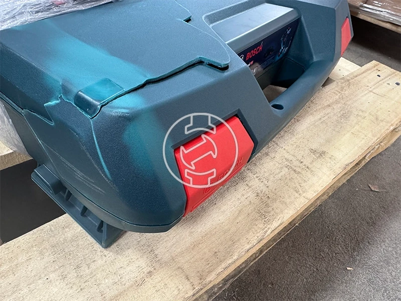 Bosch GSR 18V-50 akkus fúrócsavarozó tokmányos akku és töltő nélkül (értékcsökkent)