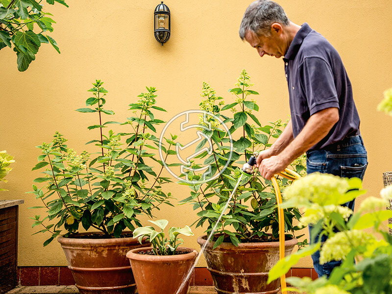 Bosch GardenPump 18V-2000 akkus hordószivattyú