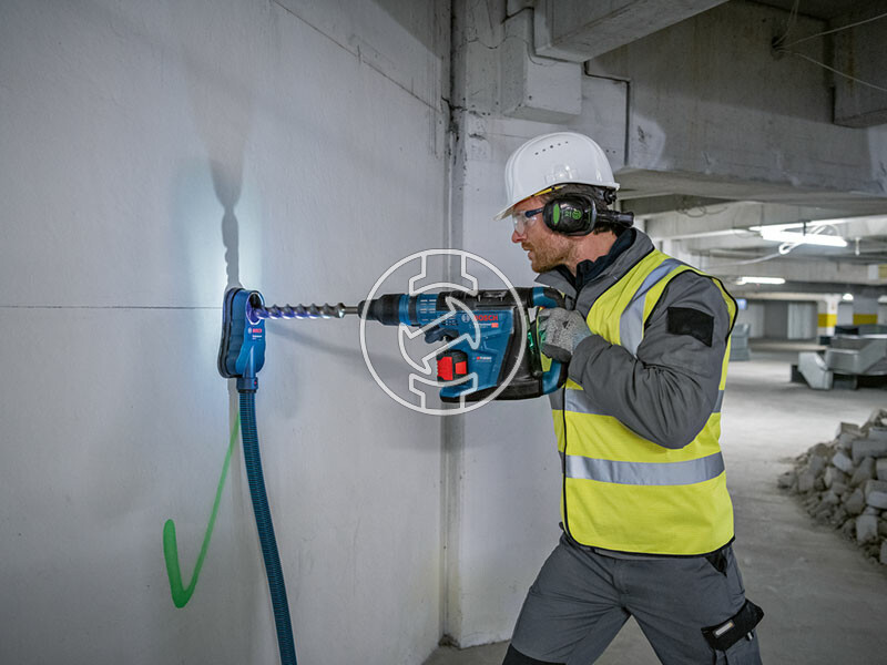 Bosch GBH 18V-40 C akkus fúrókalapács L-BOXX-ban (akku és töltő nélkül)