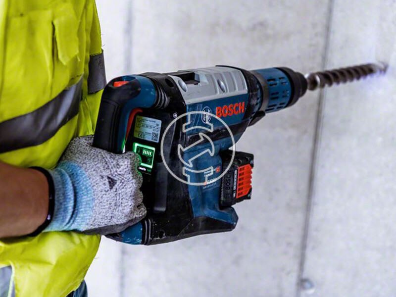 Bosch GBH 18V-45 C akkus fúrókalapács (akku és töltő nélkül)