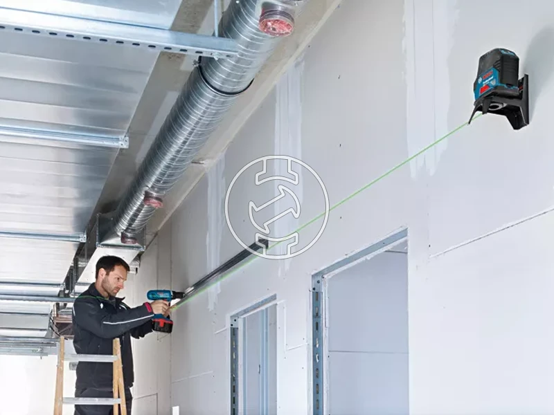 Bosch GCL 2-15 G Zöld vonallézer Hatósugár: 0 - 15 m | 3 x elem | Kofferben