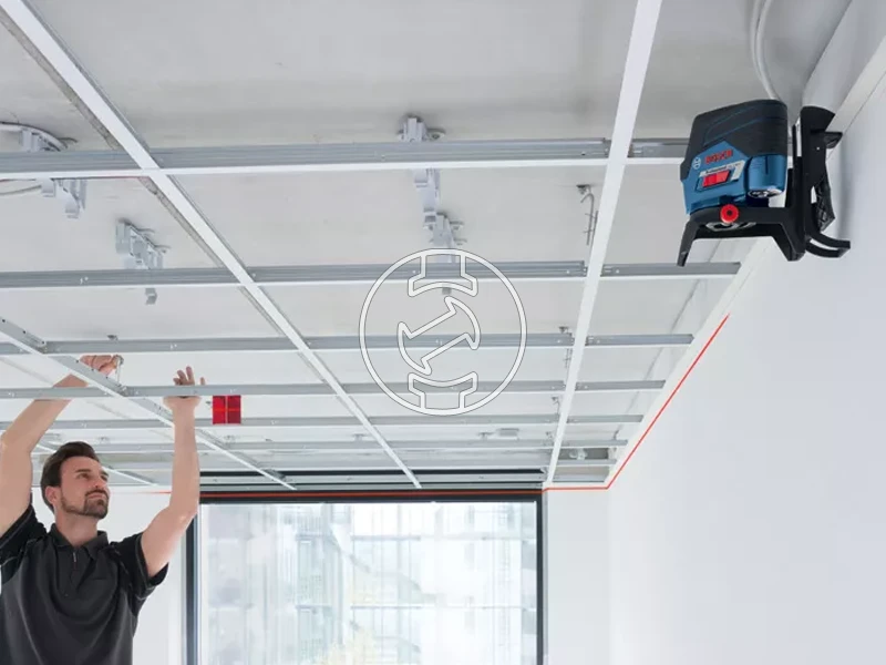 Bosch GCL 2-50 C + BT 150 Piros pont- és vonallézer Hatósugár jelfogóval: 0 - 50 m | 4 x elem + elemadapter | Kartondobozban