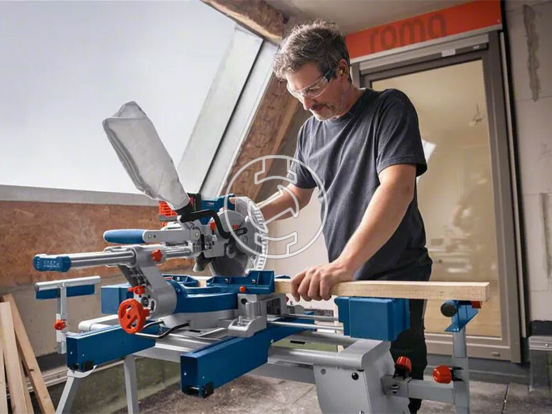 Bosch GCM 18V-216 D akkus gérvágó