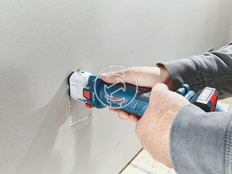 Bosch GCU 18V-30 akkus gipszkartonvágó