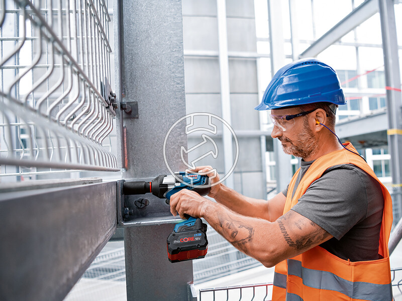 Bosch GDS 18V-1050 H akkus ütvecsavarozó