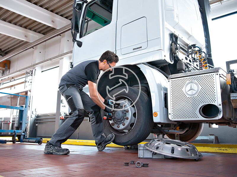 Bosch GDS 18V-1050 H akkus ütvecsavarozó