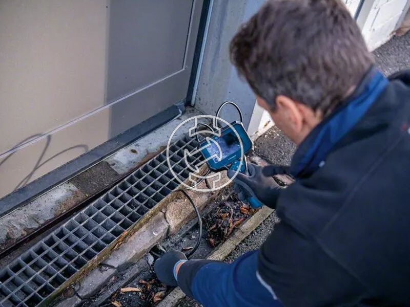 Bosch GIC 12V 4-23 C endoszkóp kamera kartondobozban