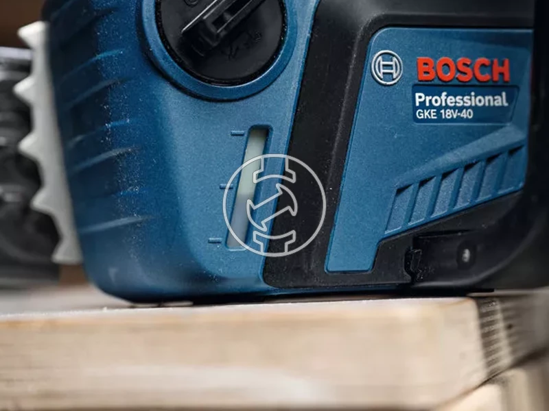 Bosch GKE 18V-40 akkus láncfűrész