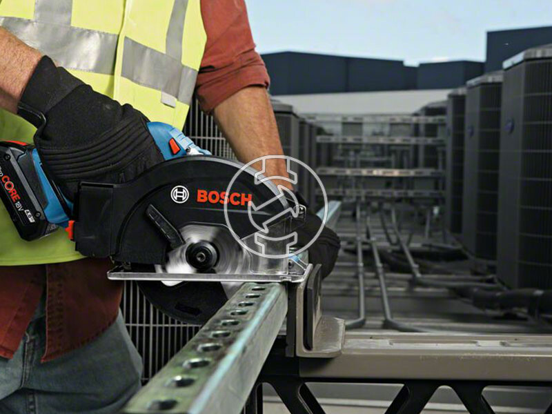 Bosch GKM 18V-50 akkus körfűrész kartonban (akku és töltő nélkül)