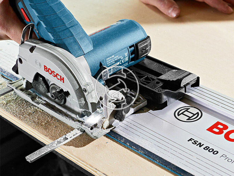 Bosch GKS 12V-26 akkus körfűrész