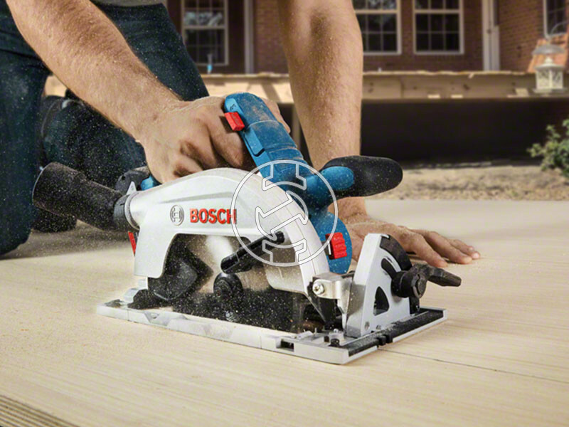 Bosch GKS 185-LI akkus körfűrész (akku és töltő nélkül)