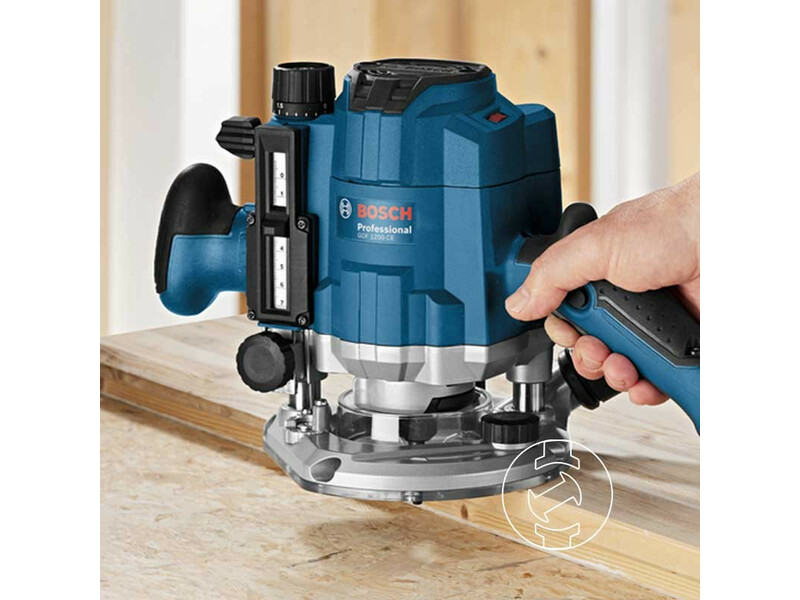Bosch GOF 1250 CE