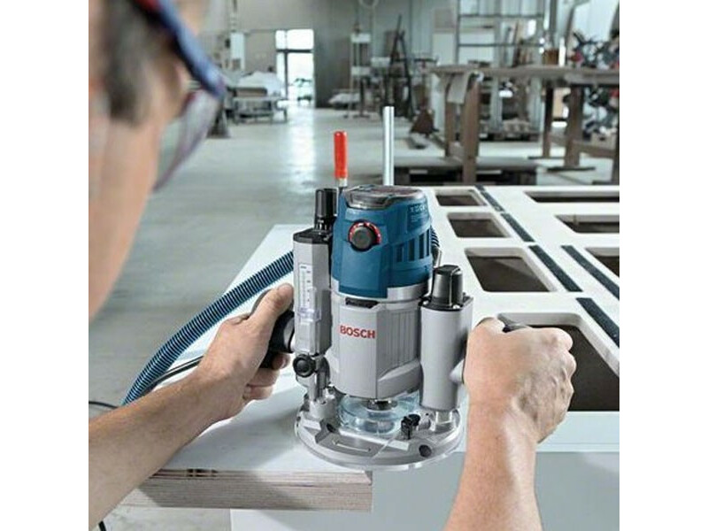 Bosch GOF 1600 CE