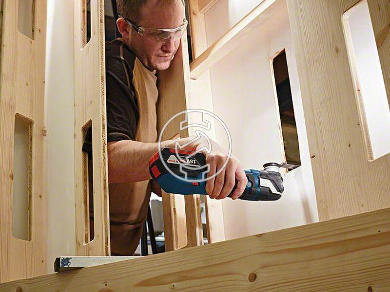 Bosch GOP 18V-28 akkus multifunkciós gép rezgő 18 V | 8000 - 200001/min | 1,4 ° | Szénkefementes | 2 x 5 Ah akku + töltő | L-Boxx-ban