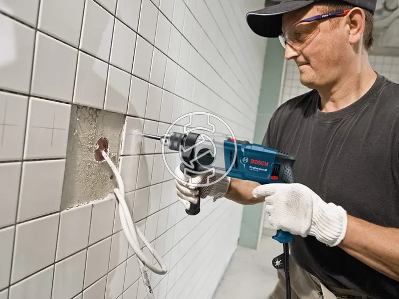 Bosch GSB 18-2 RE elektromos ütvefúró Ütésszám: 48000 1/min | Falban: 18 mm | 800 W