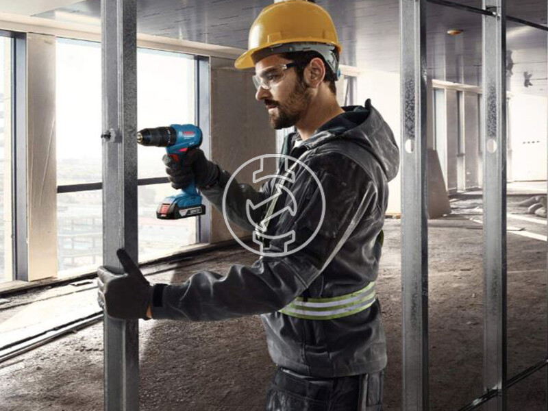 Bosch GSB 185-LI akkus ütvefúró-csavarozó akku és töltő nélkül szerszámkofferben