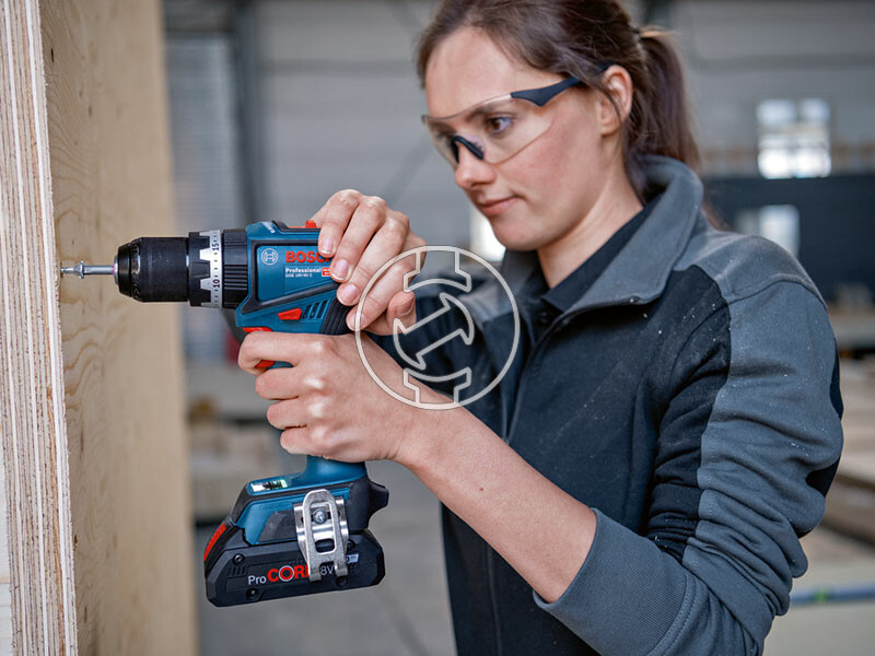 Bosch GSB 18V-90 C akkus ütvefúró-csavarozó 2x4Ah L-Boxx-ban