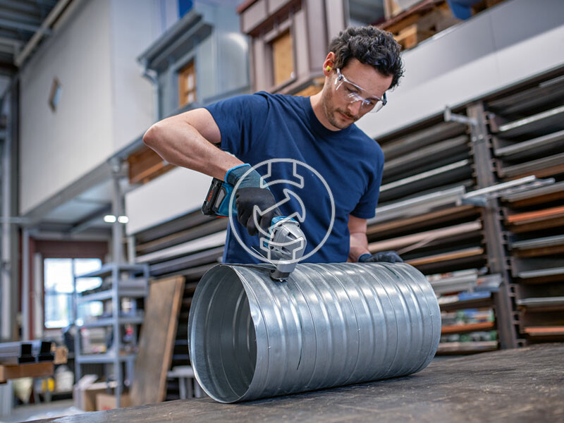 Bosch GSC 18V-16 E akkus lemezvágó olló 2 x 4Ah