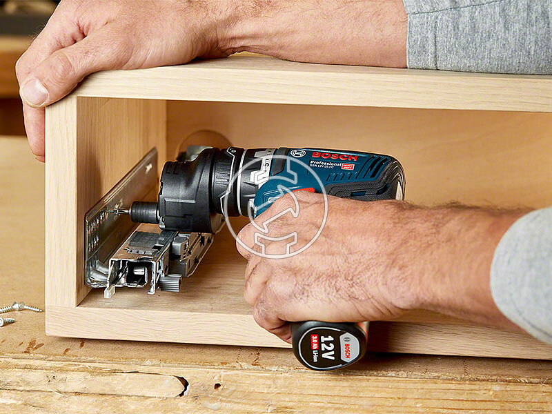 Bosch GSR 12V-35 FC akkus fúrócsavarozó tokmányos 2 x GBA 12V 3.0Ah + GAL 12V-40 + L-BOXX 102