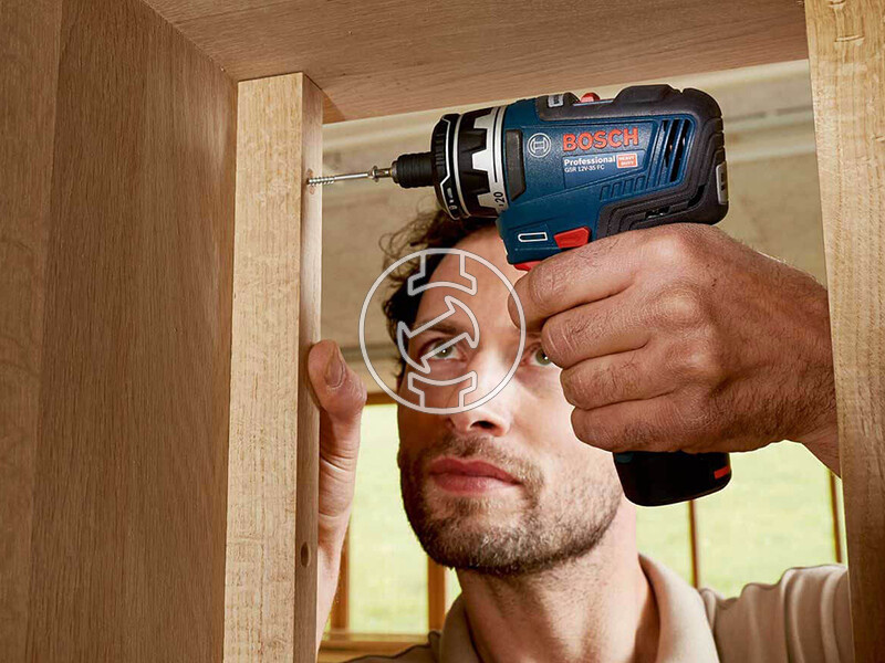 Bosch GSR 12V-35 FC akkus fúrócsavarozó tokmányos