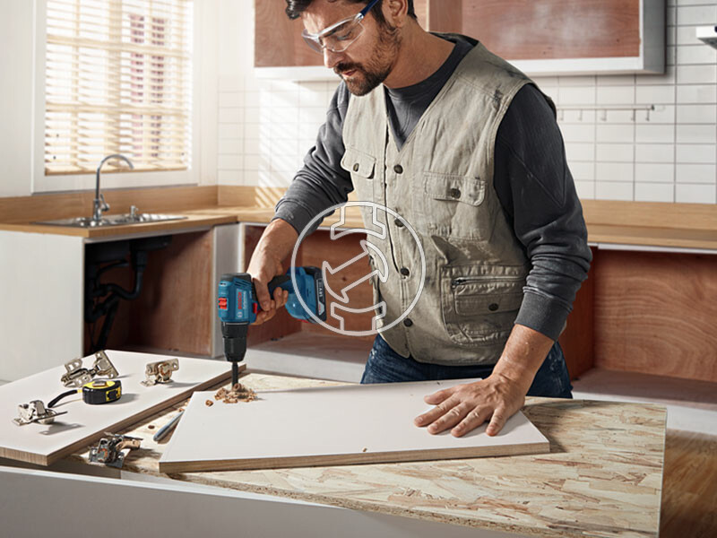 Bosch GSR 185-LI 1 x 4Ah akkus fúrócsavarozó tokmányos