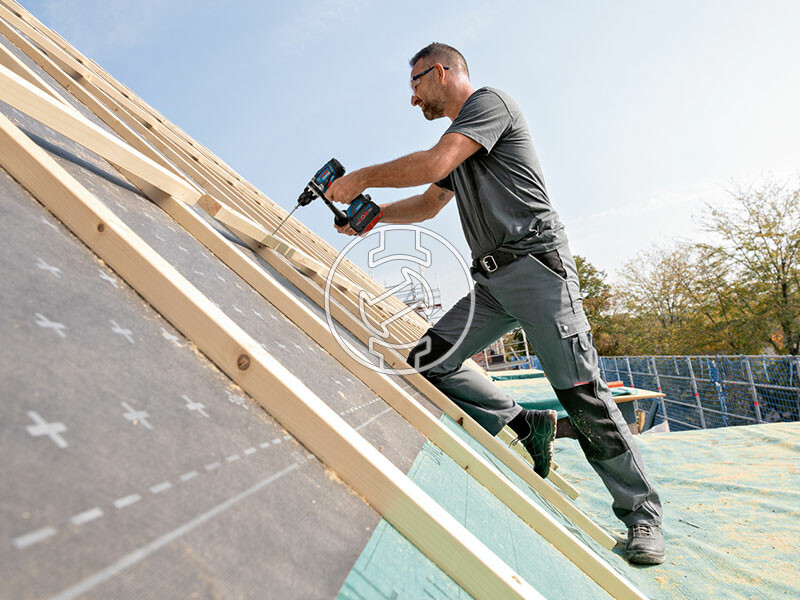 Bosch GSR 18V-150 C akkus fúrócsavarozó tokmányos