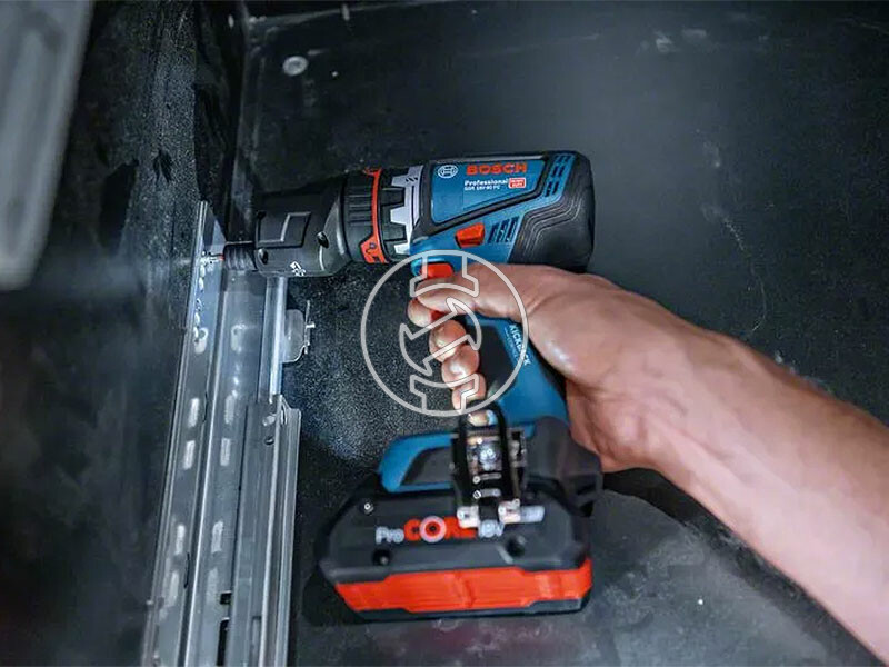 Bosch GSR 18V-90 FC akkus fúrócsavarozó bitbefogással