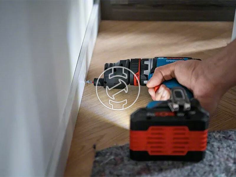 Bosch GSR 18V-90 FC akkus fúrócsavarozó bitbefogással