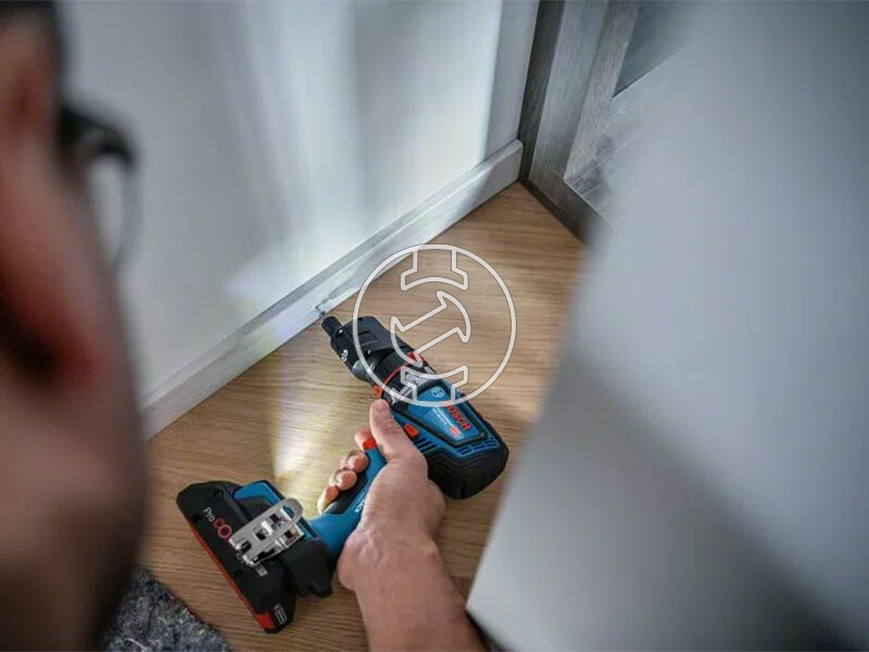 Bosch GSR 18V-90 FC akkus fúrócsavarozó bitbefogással