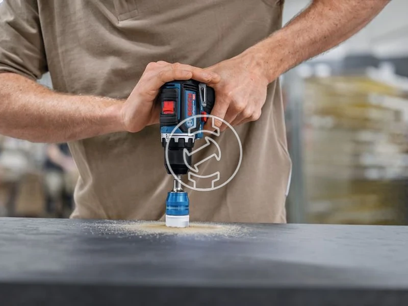 Kép: Bosch GSR12V-32 akkus furocsavarozo tokmanyos 2 x 3 Ah akkutolto L-Boxx_3.webp