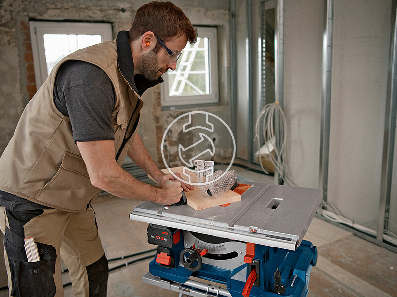 Bosch GTS 18V-216 BITURBO akkus asztali körfűrész