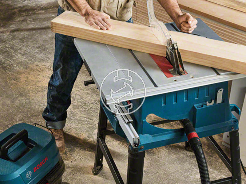 Bosch GTS 254 elektromos asztali körfűrész