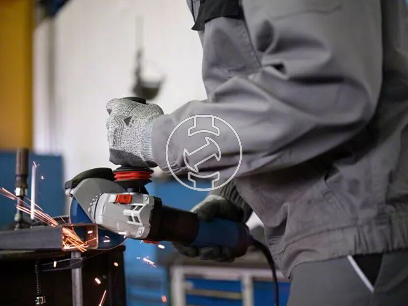 Bosch GWS 17-125 elektromos sarokcsiszoló kartondobozban