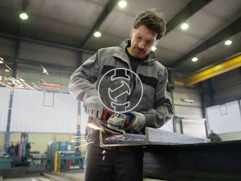 Bosch GWS 17-125 elektromos sarokcsiszoló kartondobozban