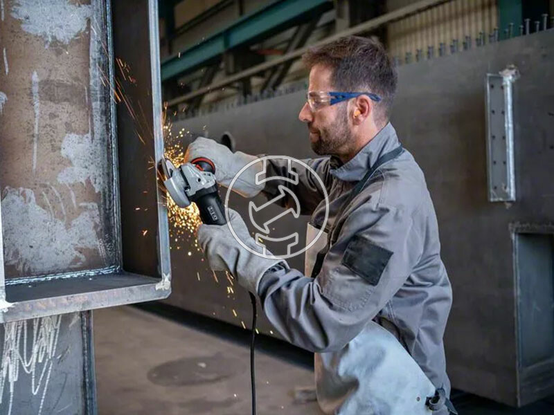 Bosch GWS 17-125 PS elektromos sarokcsiszoló