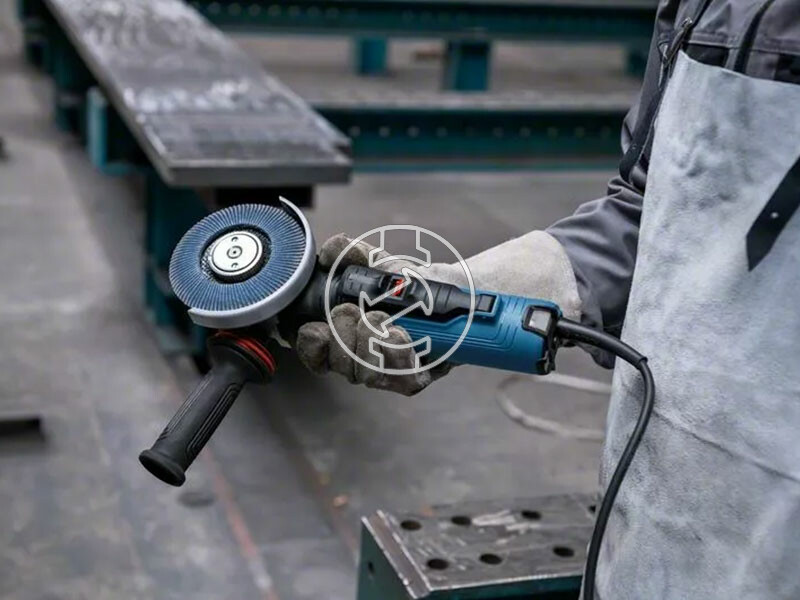 Bosch GWS 17-150 PS elektromos sarokcsiszoló