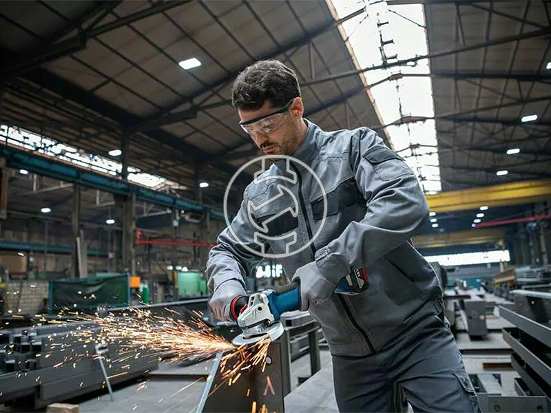 Bosch GWS 18V-10 P akkus sarokcsiszoló