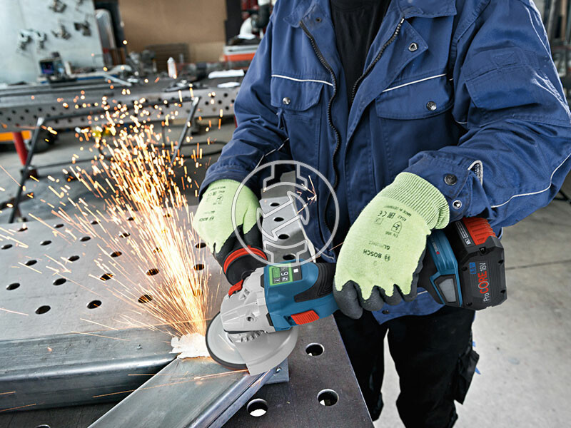 Bosch GWS 18V-15 SC akkus sarokcsiszoló