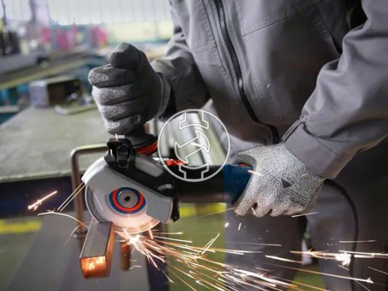 Bosch GWX 17-125 S elektromos sarokcsiszoló kartondobozban