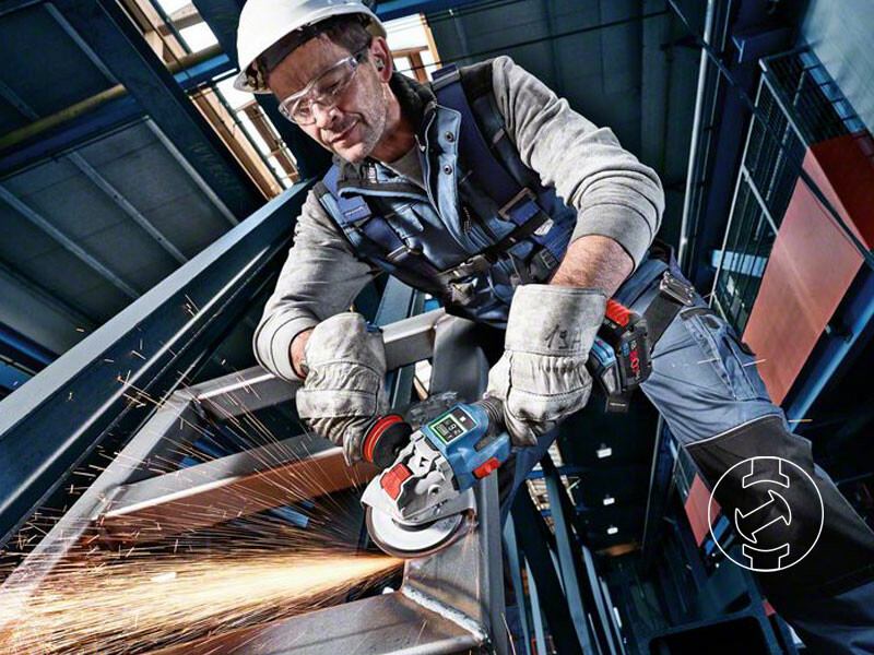 Bosch GWX 18V-15 SC akkus sarokcsiszoló (akku és töltő nélkül) L-Boxx-ban