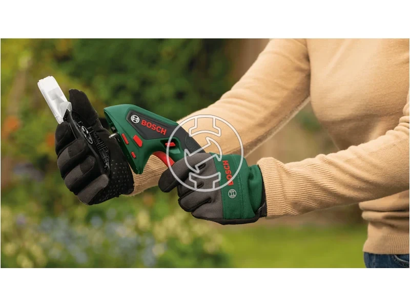 Kép: Bosch ISIO akkus funyiro ollo 36 V  Szenkefementes  Beepitett akkumulator  Kartondobozban_3.webp
