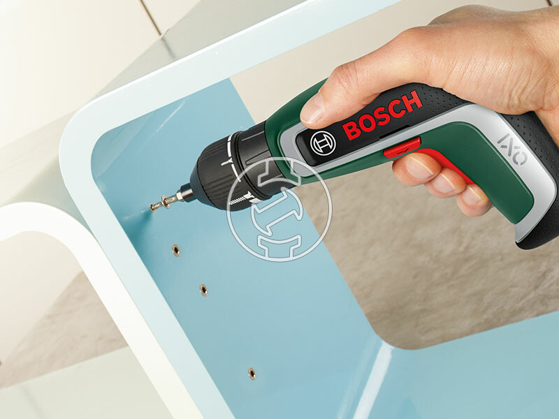 Bosch IXO 7 akkus marokcsavarbehajtó készlet