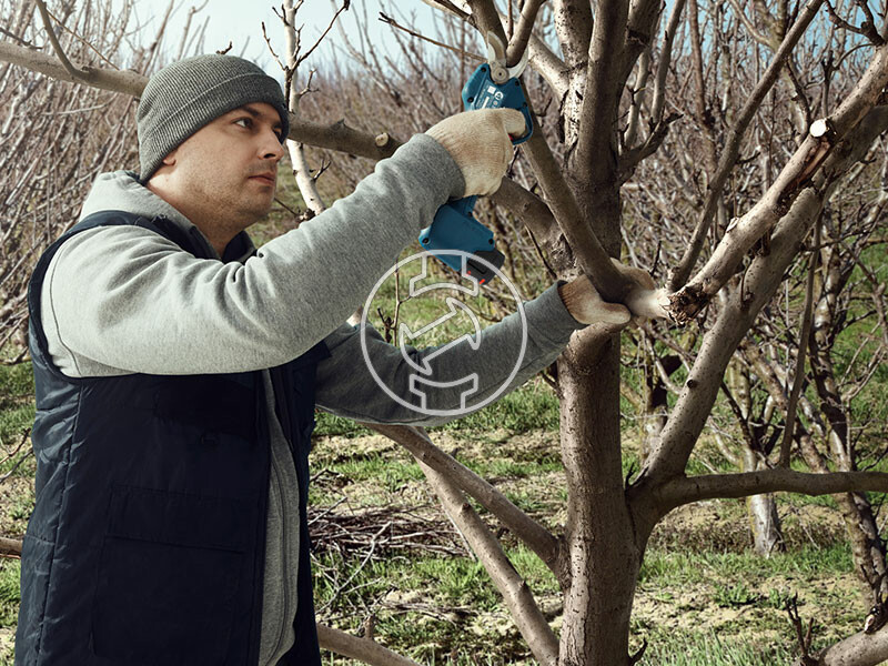Bosch Pro Pruner akkus metszőolló (akku és töltő nélkül)