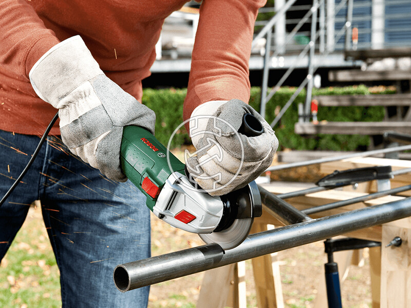 Bosch PWS 700-115 elektromos sarokcsiszoló