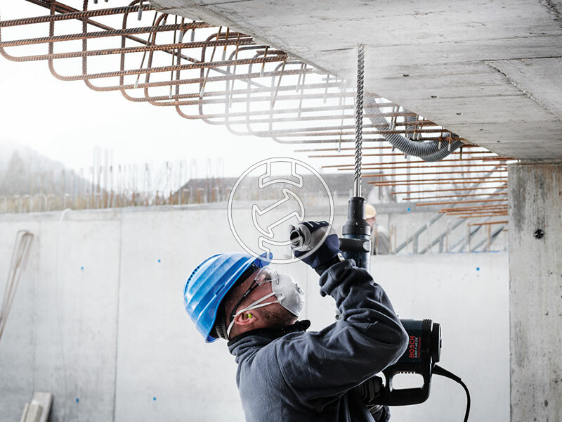 Bosch SDS Max-8X ø 28 x 600 x 720 mm SDS-Max négyélű fúrószár